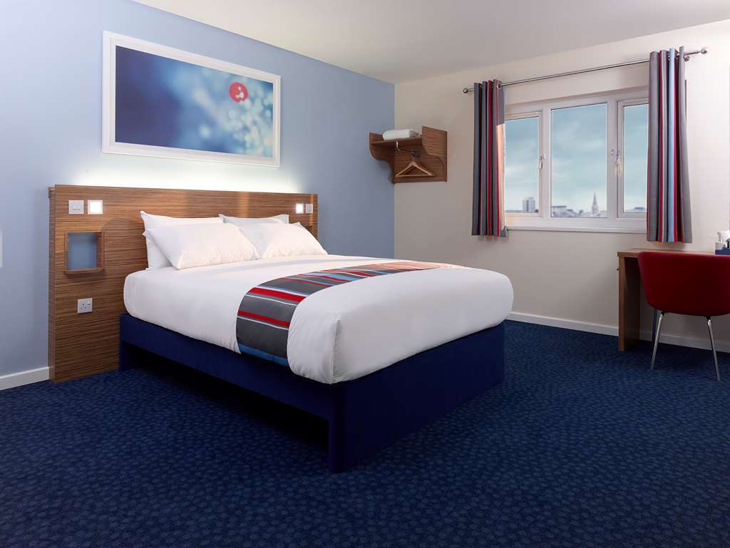 Travelodge London Park Royal Habitación foto
