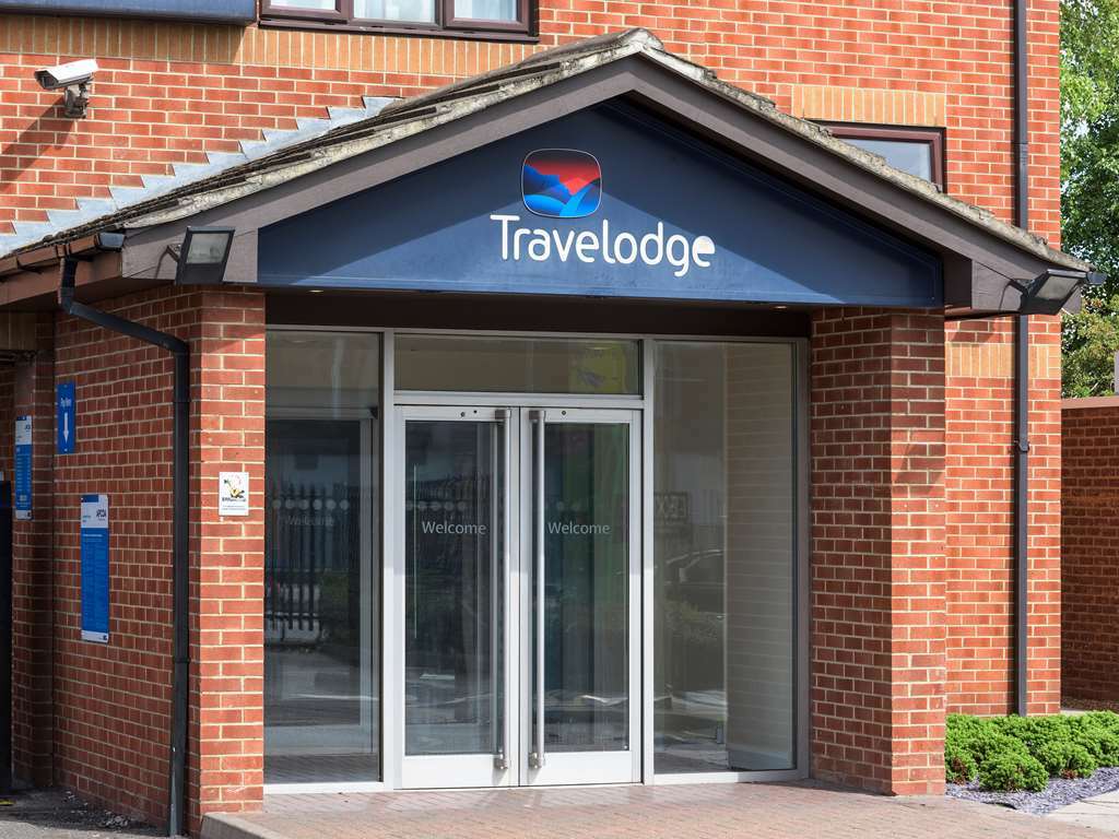 Travelodge London Park Royal Exterior foto